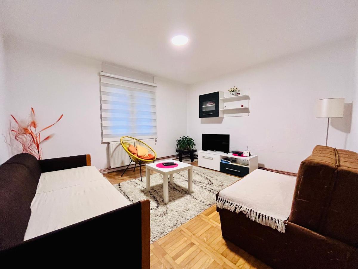 Apartment Viktorija Uzice Bagian luar foto