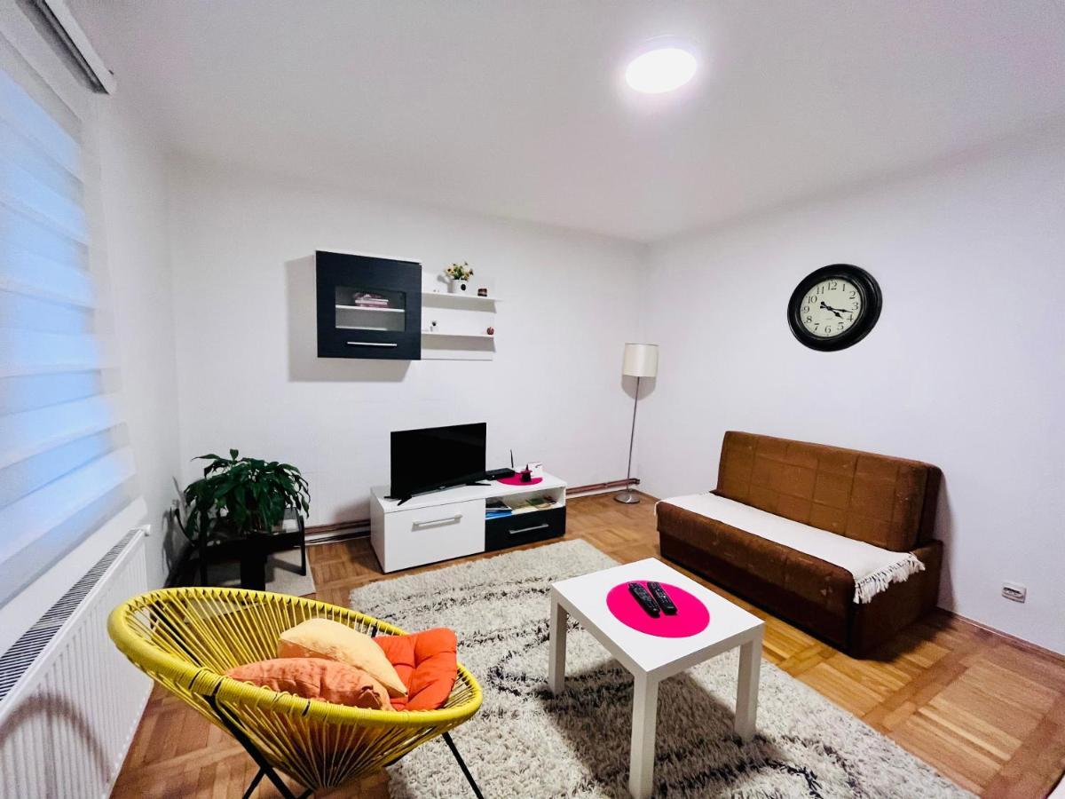 Apartment Viktorija Uzice Bagian luar foto