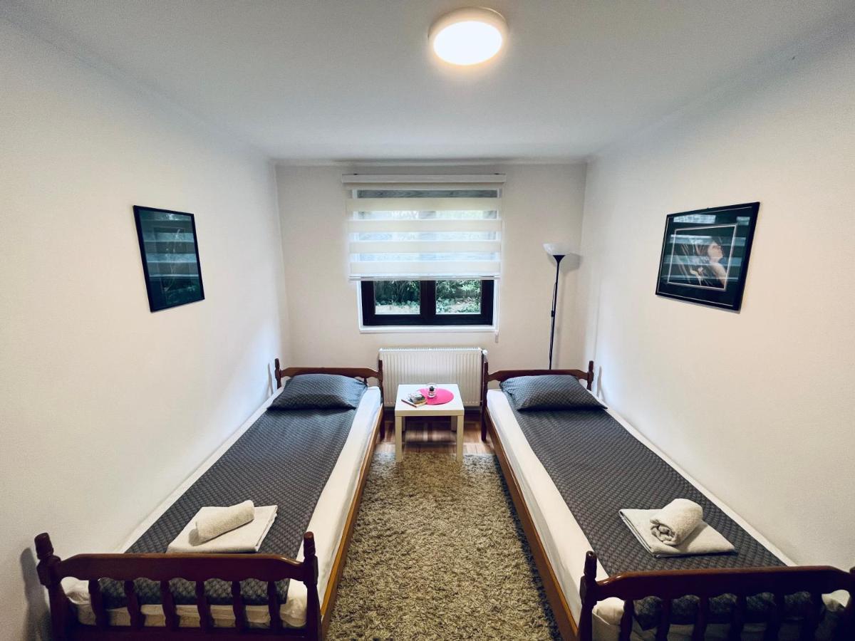 Apartment Viktorija Uzice Bagian luar foto